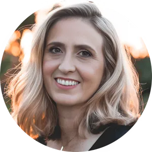 Happy carpet cleaning customer in Los Angeles